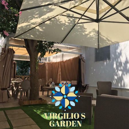 Virgilio'S Garden Bed & Breakfast Castellammare di Stabia Ngoại thất bức ảnh