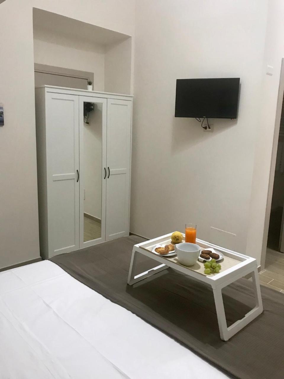 Virgilio'S Garden Bed & Breakfast Castellammare di Stabia Ngoại thất bức ảnh