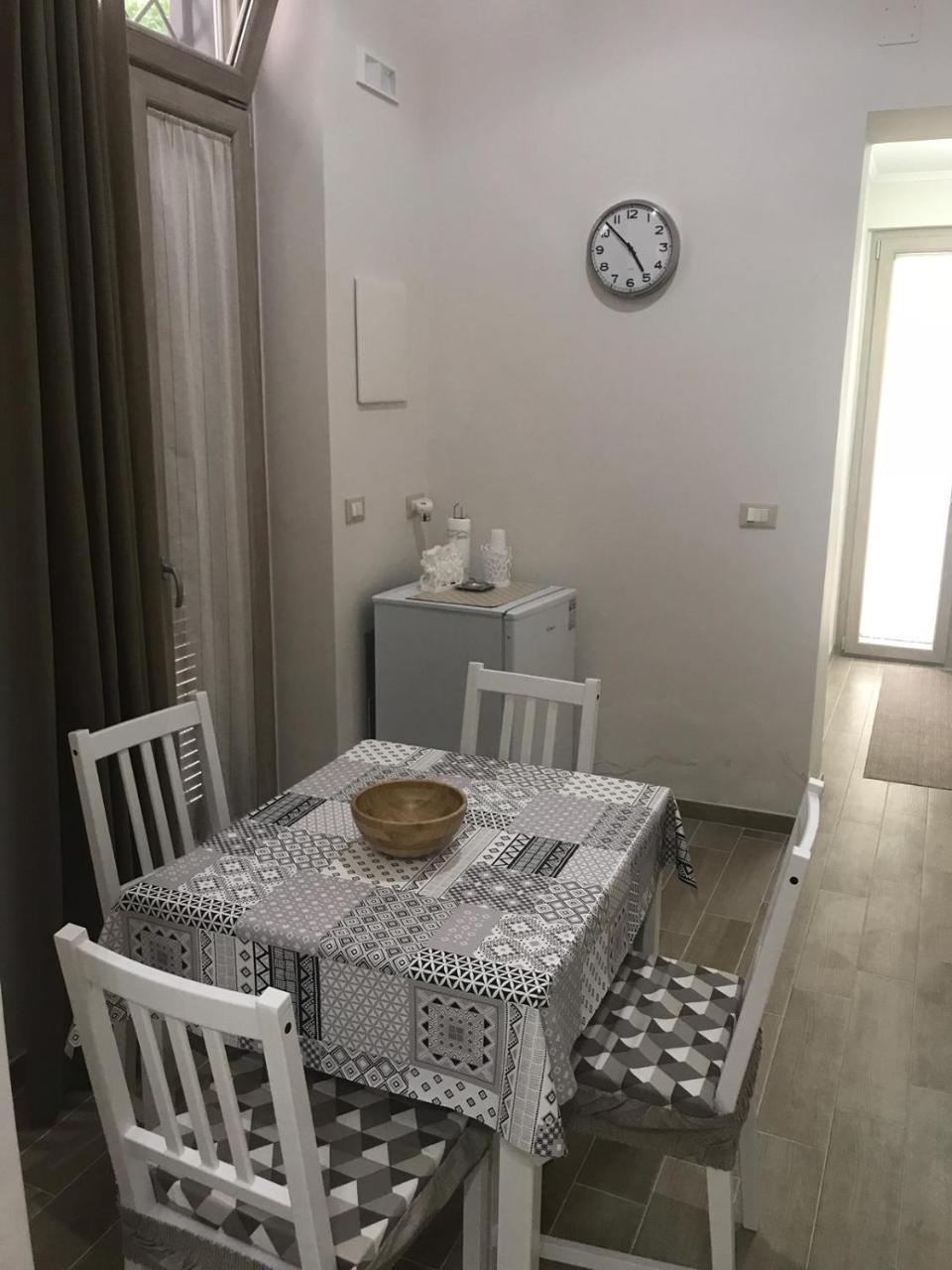 Virgilio'S Garden Bed & Breakfast Castellammare di Stabia Ngoại thất bức ảnh