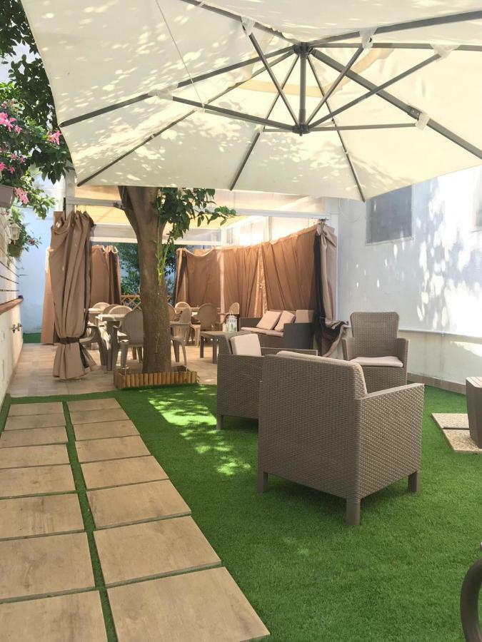 Virgilio'S Garden Bed & Breakfast Castellammare di Stabia Ngoại thất bức ảnh