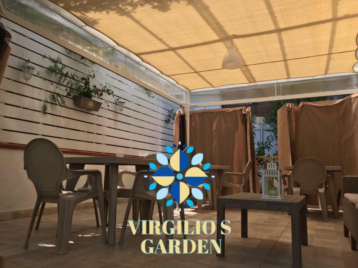 Virgilio'S Garden Bed & Breakfast Castellammare di Stabia Ngoại thất bức ảnh