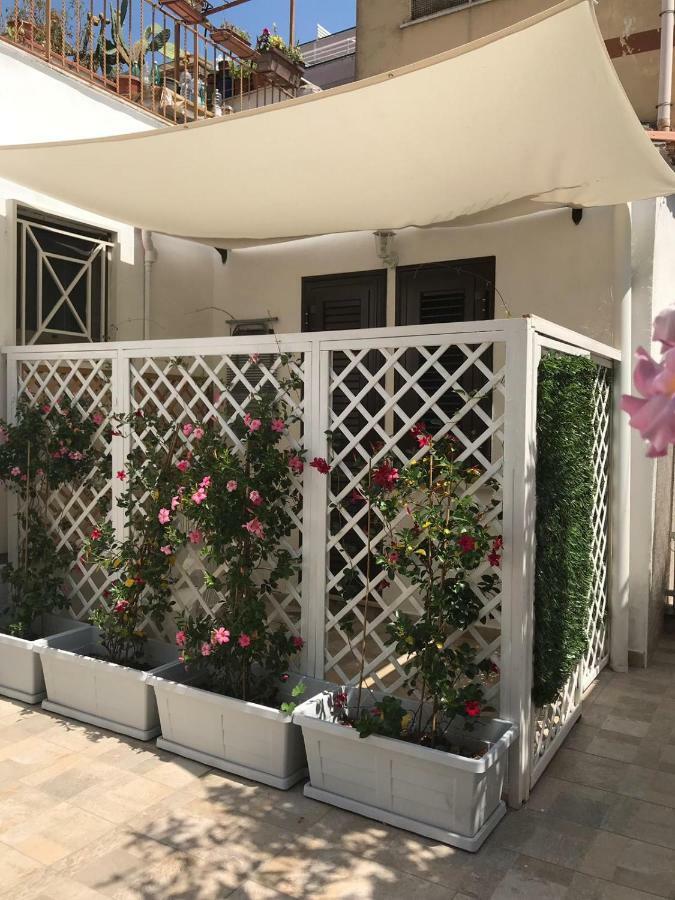 Virgilio'S Garden Bed & Breakfast Castellammare di Stabia Ngoại thất bức ảnh